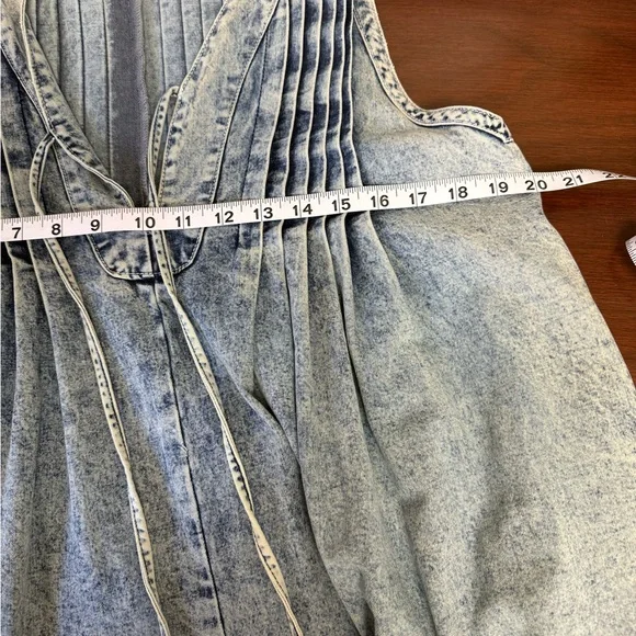 Sleeveless Washed Denim Romper - Picture 3 of 4